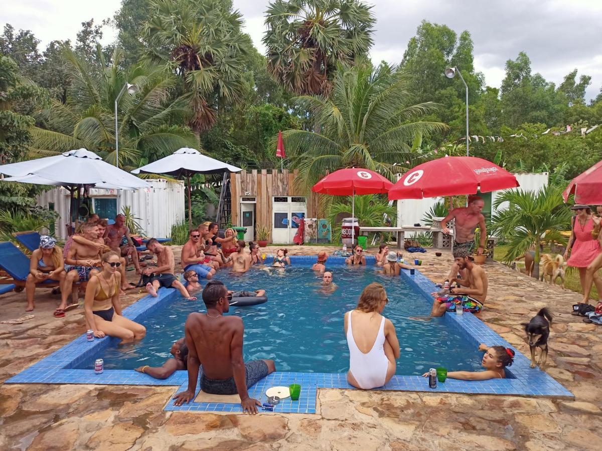 Karma Traders Kampot 호스텔 외부 사진
