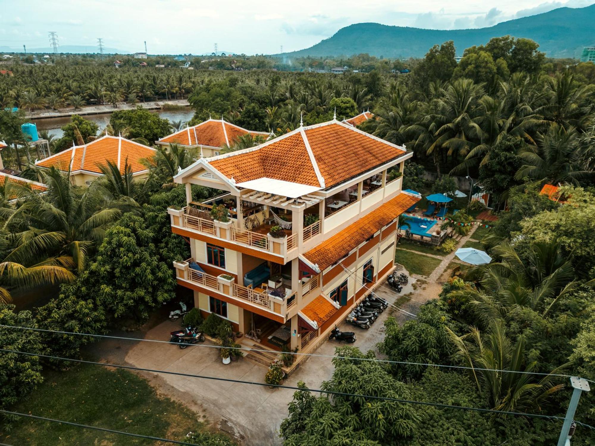 Karma Traders Kampot 호스텔 외부 사진